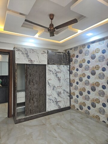 Room in 4 BHK Independent House at Elite X, Sector 10 Greater Noida – for Sale