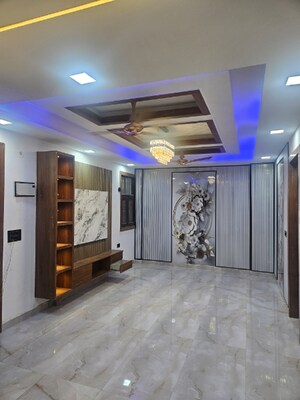 Bedroom in 4 BHK Independent House at Elite X, Sector 10 Greater Noida – for Sale