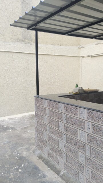 Bathroom in 3 BHK Apartment at Arun Vihar, Sector 29 – for Rent