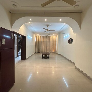 Building Lobby in 4 BHK Independent House at RWA Apartments Sector 47, Sector 47 – for Rent
