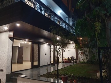 5 BHK Independent House – Exterior View View at Boutique Residential Apartments A-17 A, New Friends Colony - for Rent