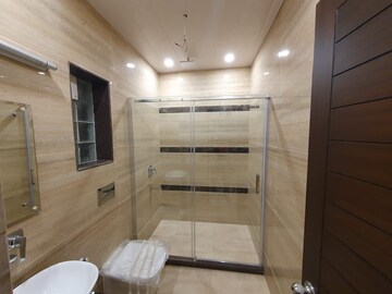 Bathroom in 5 BHK Independent House at Boutique Residential Apartments A-17 A, New Friends Colony – for Rent