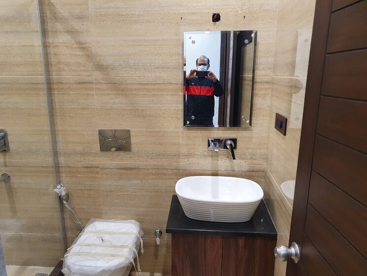 Bathroom, boutique-residential-apartments-a-17-a 5 Bedroom 5000 Sq.Ft. Independent House In New Friends Colony Delhi 8895290