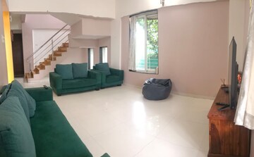 Team Area in 3 BHK Villa at Karan Bella Vista, Manjari – for Rent