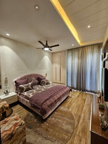 Bedroom in 3 BHK Apartment at Sector 91 – for Sale