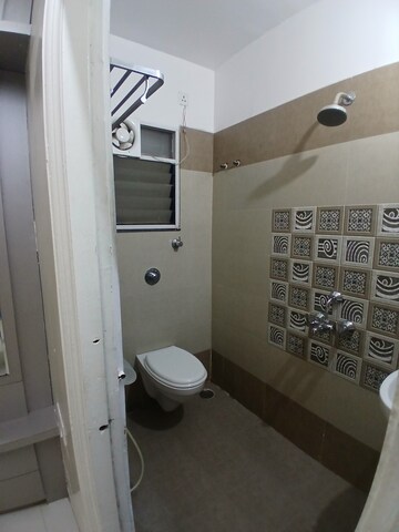 Furnished Amenities in 2 BHK Apartment at New Manish Nagar – for Rent