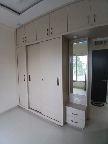 Room in 2 BHK Apartment at New Manish Nagar – for Rent