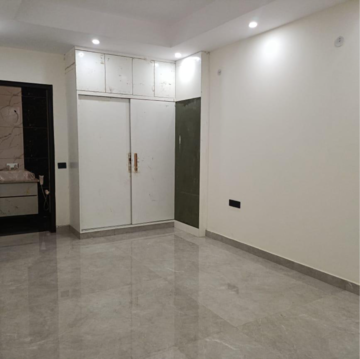 Room in 3 BHK Builder Floor at Sector 47 – for Rent