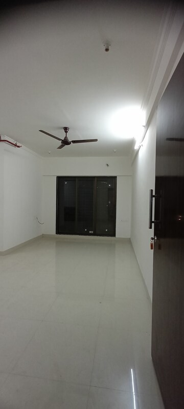 Living Room in 2.5 BHK Apartment at Kalpavruksh Garden 3, Kandivali West – for Rent