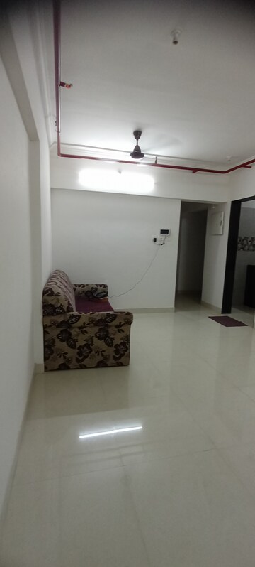 Living Room in 2.5 BHK Apartment at Kalpavruksh Garden 3, Kandivali West – for Rent