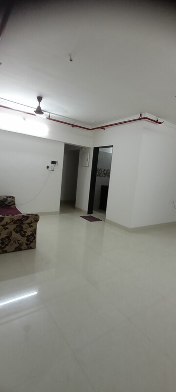 Living Room in 2.5 BHK Apartment at Kalpavruksh Garden 3, Kandivali West – for Rent