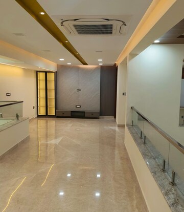 Kitchen in 4 BHK Apartment at Nitesh Logos, Mg Road – for Sale