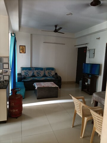 Master Bedroom in 2 BHK Apartment at Antriksh Golf View, Sector 78 – for Rent