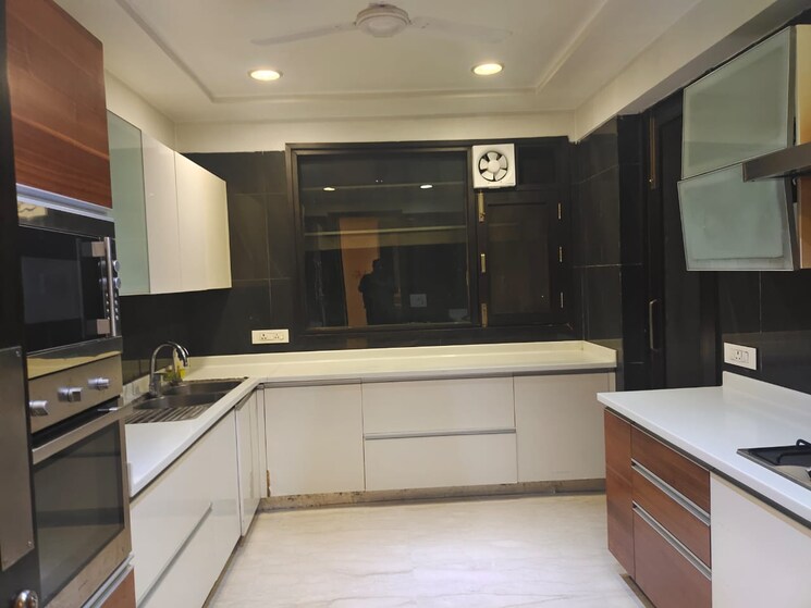 Kitchen, defence colony 3 Bedroom 3000 Sq.Ft. Apartment In Defence Colony Delhi 8895377