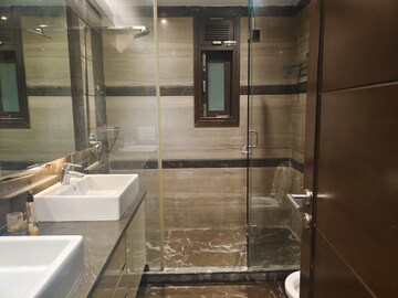 Attached Bathroom in 3 BHK Apartment at Defence Colony – for Rent