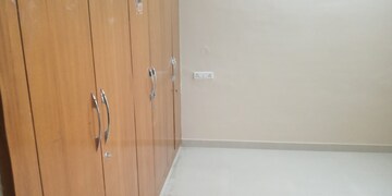Furnished Amenities in 2 BHK Villa at Race Course – for Rent
