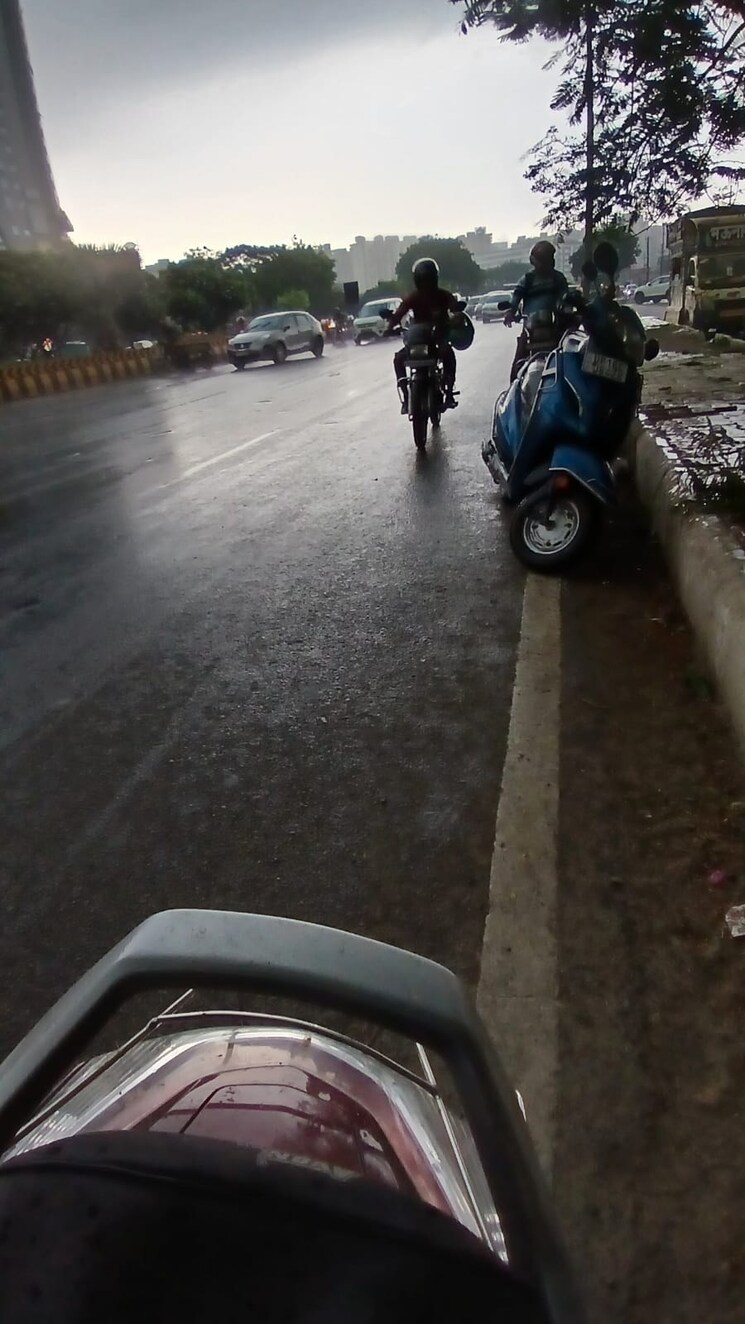  Parking, gaur-city-2 2 Bedroom 1285 Sq.Ft. Apartment In Gaur City 2 Greater Noida 8895428