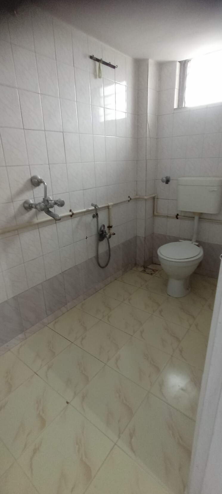 Bathroom, charkop-priya-chs 2 Bedroom 720 Sq.Ft. Apartment In Kandivali West Mumbai 8895435