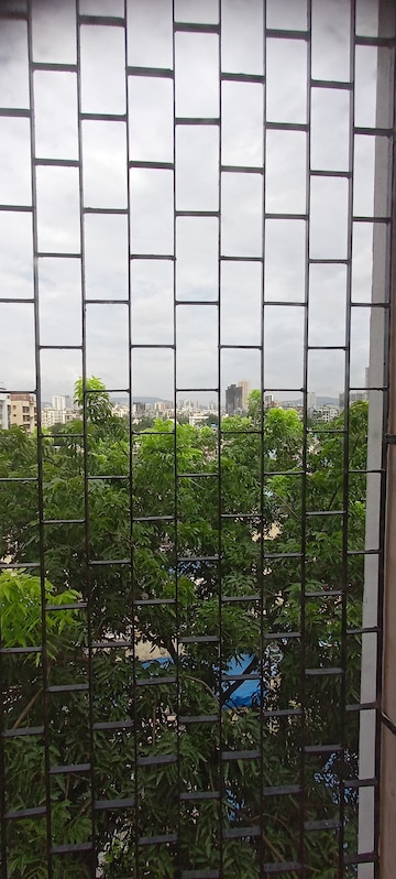  2 BHK Apartment at Charkop Priya CHS, Kandivali West – for Rent
