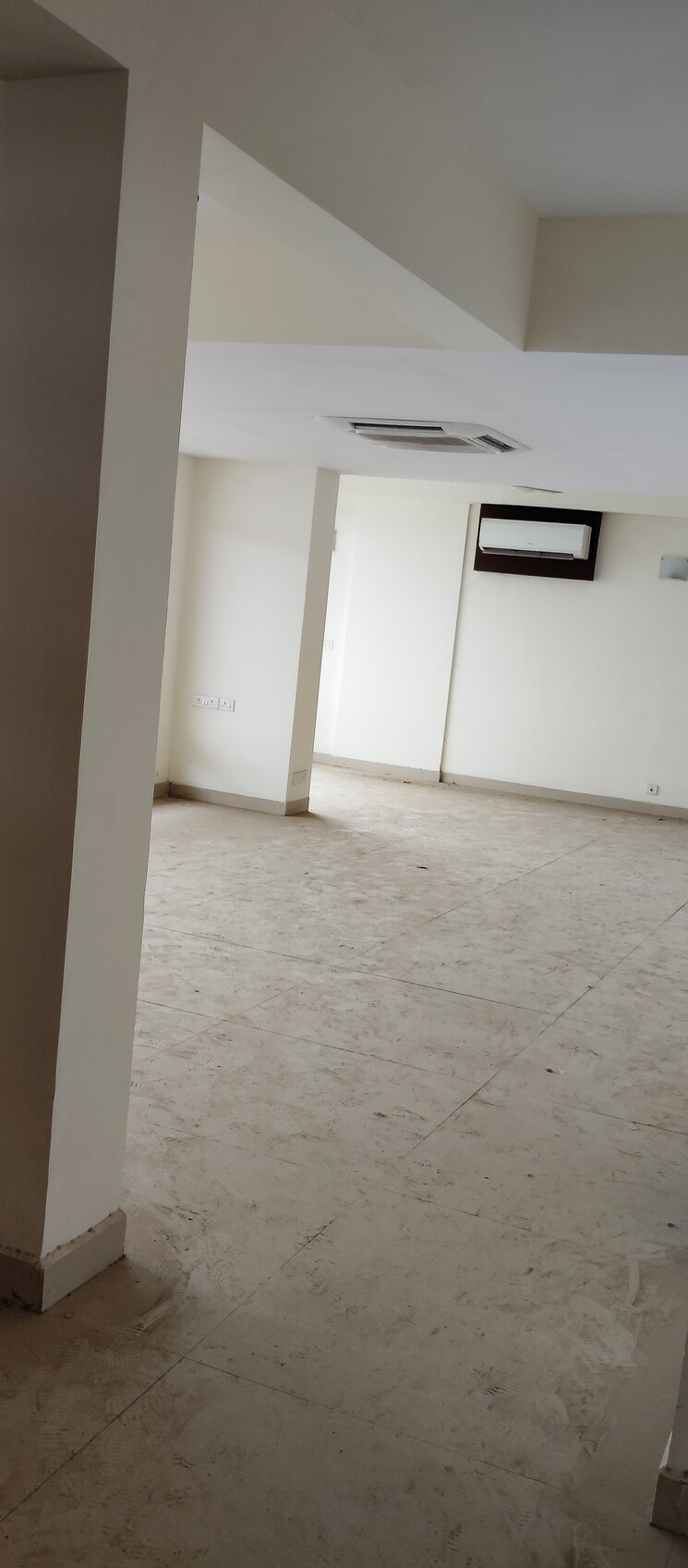 Room, jaypee-pavilion-heights-iv 5 Bedroom 5200 Sq.Ft. Apartment In Sector 128 Noida 8895471