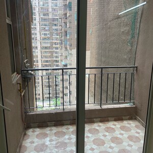 Room in 2 BHK Apartment at Landcraft Golflink Villas, Pandav Nagar – for Sale