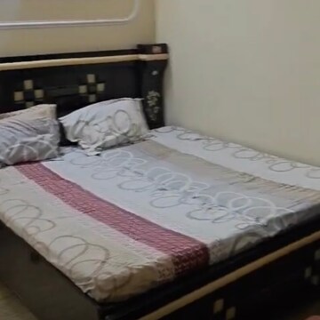 Bedroom in 1 BHK Builder Floor at Lajpat Nagar I – for Rent