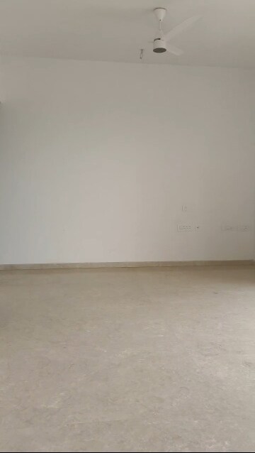 Room in 3 BHK Apartment at Lodha Palava City Lakeshore Greens, Dombivli East – for Rent
