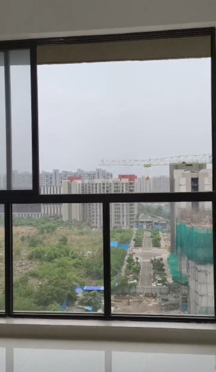 Swimming Pool, lodha-palava-city-lakeshore-greens 3 Bedroom 817 Sq.Ft. Apartment In Dombivli East Thane 8895522