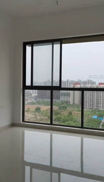 Room in 3 BHK Apartment at Lodha Palava City Lakeshore Greens, Dombivli East – for Rent