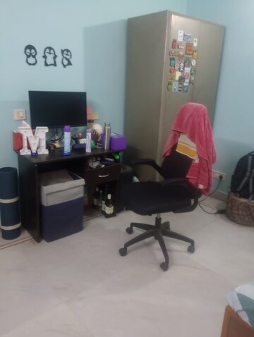 Living Room in 3 BHK Builder Floor at Sector 23 – for Rent