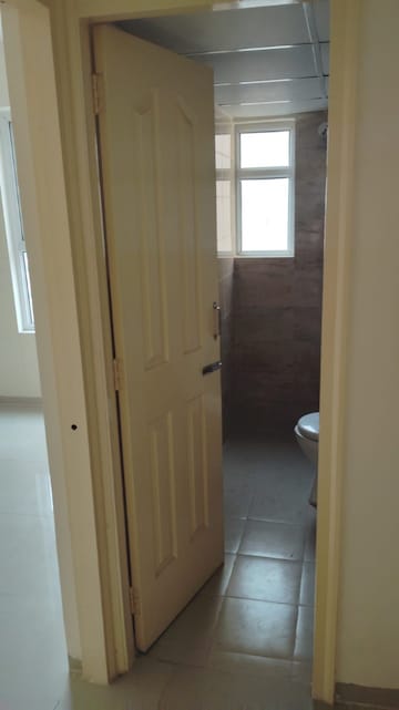 Bathroom in 3 BHK Apartment at Wave Dream Homes, Wave City – for Rent