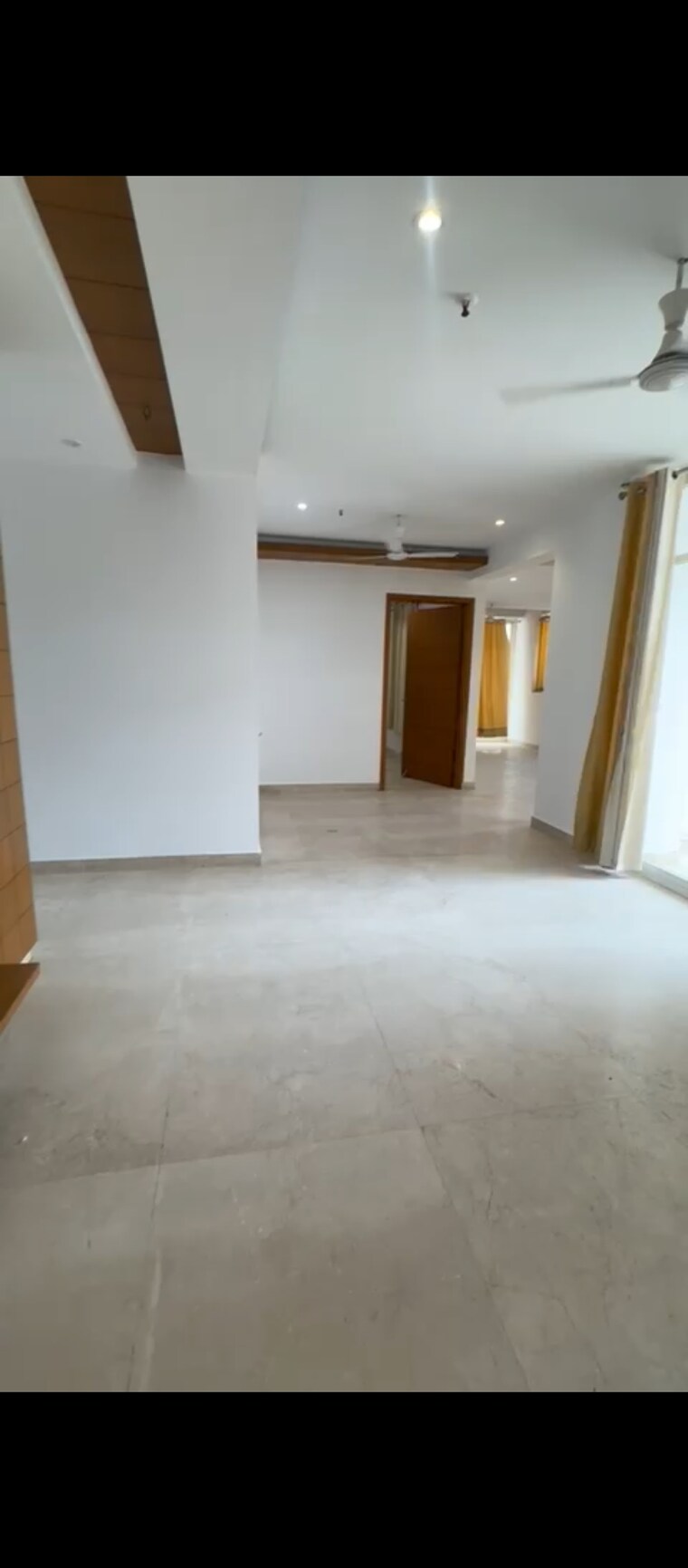 Room, amrapali-sapphire 4 Bedroom 3700 Sq.Ft. Penthouse In Sector 45 Noida 8895575