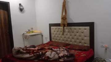 Bedroom in 3 BHK Builder Floor at Pir Machalla – for Sale