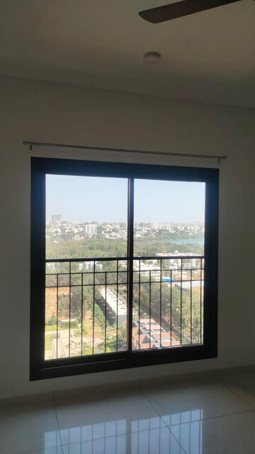 Room in 4 BHK Apartment at Sobha HRC Pristine, Jakkuru – for Sale