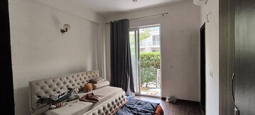 Bedroom in 4 BHK Villa at BPTP Amstoria, Sector 102 – for Rent