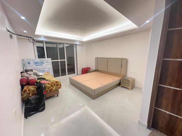 Living Room, sector 21 4 Bedroom 360 Sq.Yd. Builder Floor In Sector 21 Gurgaon 8895601