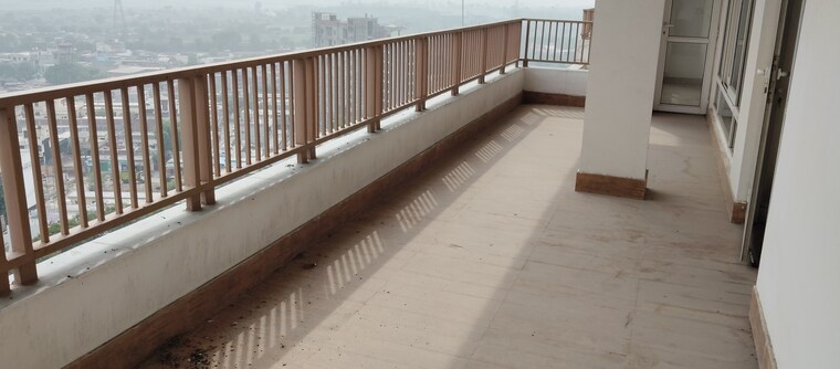 Balcony, jaypee-imperial-court 4 Bedroom 3700 Sq.Ft. Apartment In Sector 128 Noida 8895619