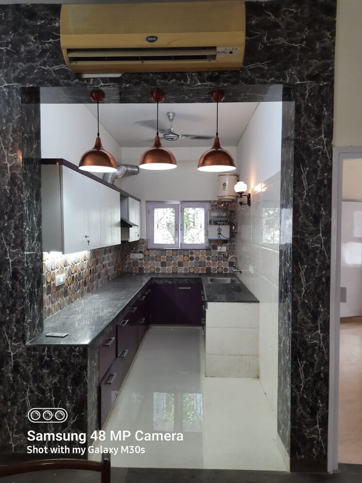 Kitchen, greater kailash i 3 Bedroom 2000 Sq.Ft. Apartment In Greater Kailash I Delhi 8895652