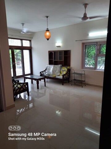 Room in 3 BHK Apartment at Greater Kailash I – for Rent