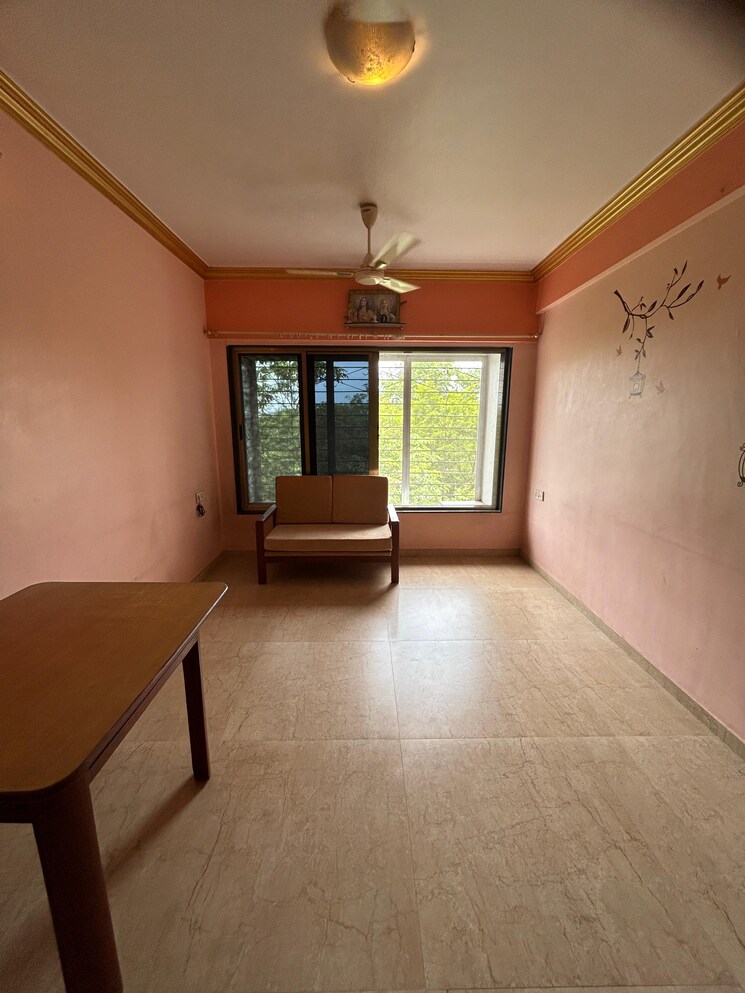 Room, ic colony 1 Bedroom 610 Sq.Ft. Apartment In Ic Colony Mumbai 8895670