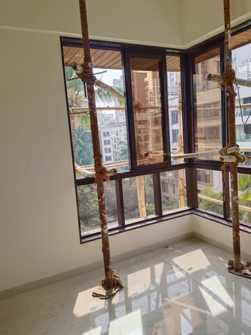 Bedroom in 2 BHK Apartment at Balmukund Apartment Chembur, Chembur – for Sale