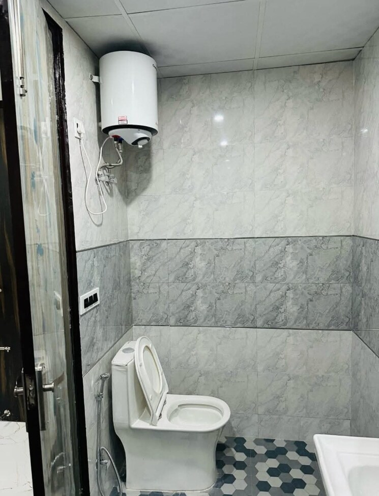 Bathroom, dgs-sheetal-tapovan 1 Bedroom 395 Sq.Ft. Apartment In Malad East Mumbai 8895700
