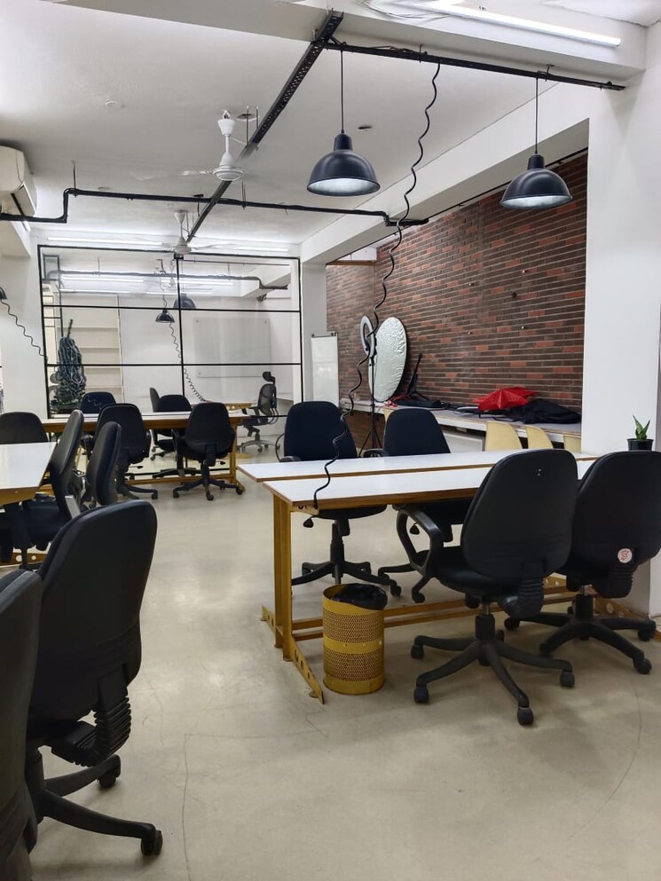 Team Area, okhla industrial estate phase 3 Commercial Office Space 2500 Sq.Ft. In Okhla Industrial Estate Phase 3 Delhi 8895698