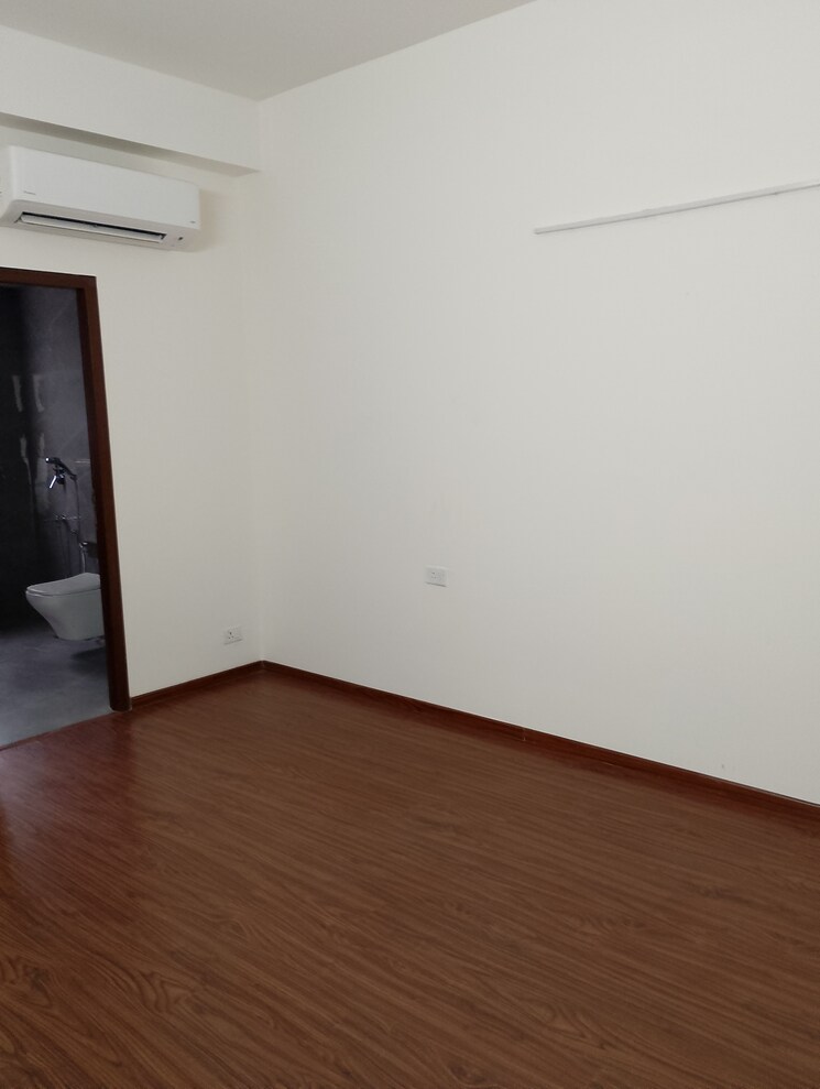 Room, mrg-crown 3 Bedroom 1593 Sq.Ft. Apartment In Sector 106 Gurgaon 8895756