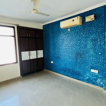 2 BHK Apartment For Rent in Maya Garden City, Nagla Road
