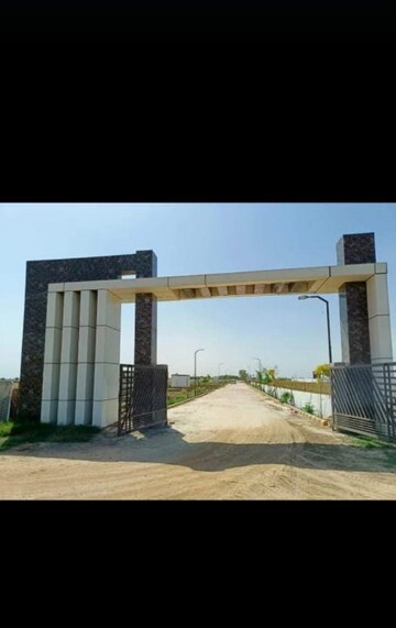  Plot – Exterior View View at Solra - for Sale