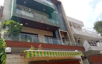 4 BHK Villa For Rent in Defence Colony