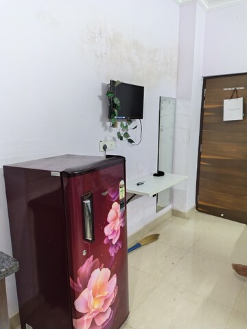 1 RK Builder Floor For Rent in Sector 46