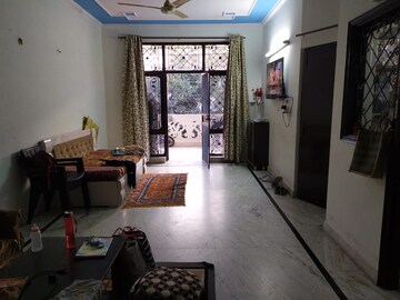 Living Room in 2 BHK Builder Floor at Vaishali Sector 5 – for Rent