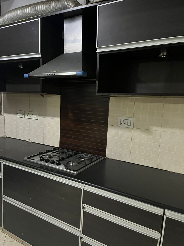 Kitchen, kohli-one-malibu-town 3 Bedroom 1650 Sq.Ft. Apartment In Sector 47 Gurgaon 8896081